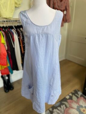 Click Vintage-Inspired Light Blue Linen Dress